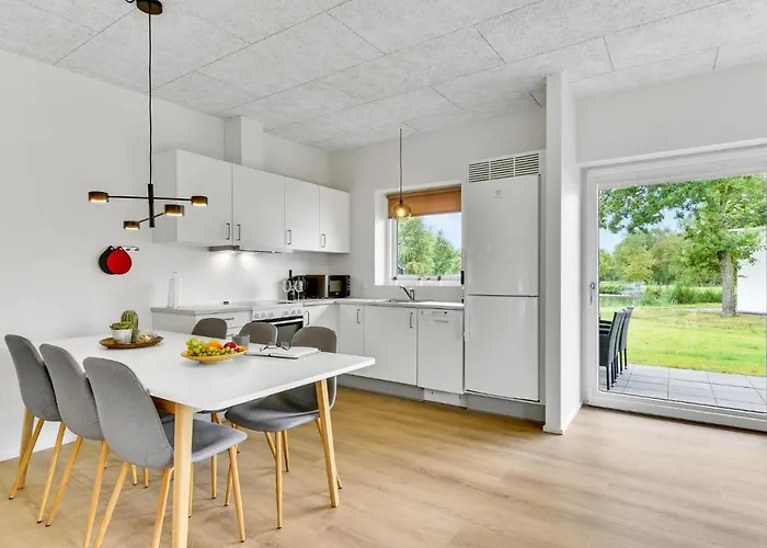 3 Bedroom Awesome In Vakantiehuis *